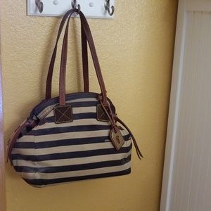 Dooney & Bourke shoulder bag